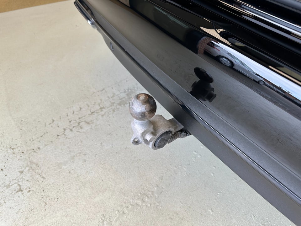 Mercedes E300 de 2,0 stc. aut. 4Matic 5d