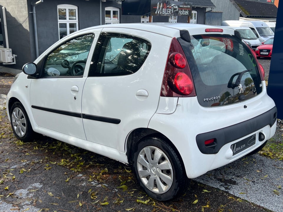 Peugeot 107 1,0 Active 5d