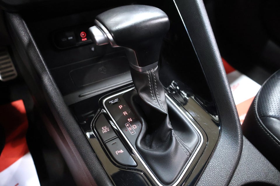 Kia Niro 1,6 PHEV Advance DCT 5d