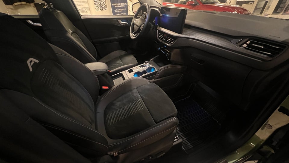 Ford Kuga 2,5 PHEV Active X CVT 5d