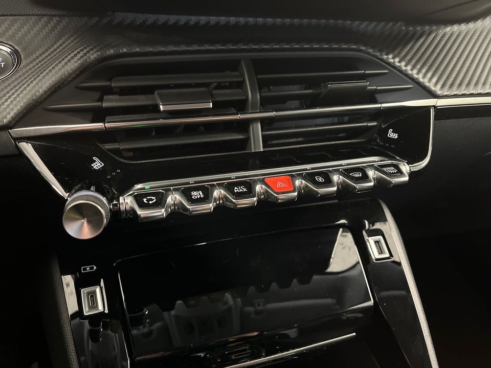 Peugeot e-208 50 Allure 5d