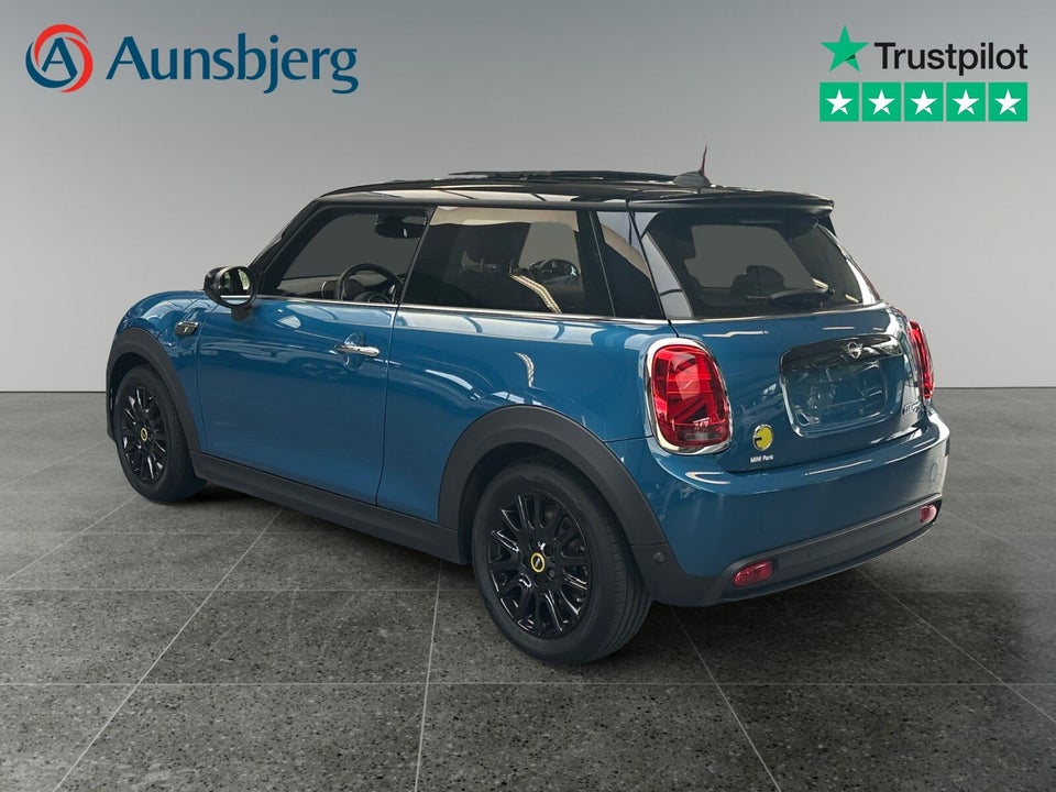 MINI Cooper SE Classic Trim 3d