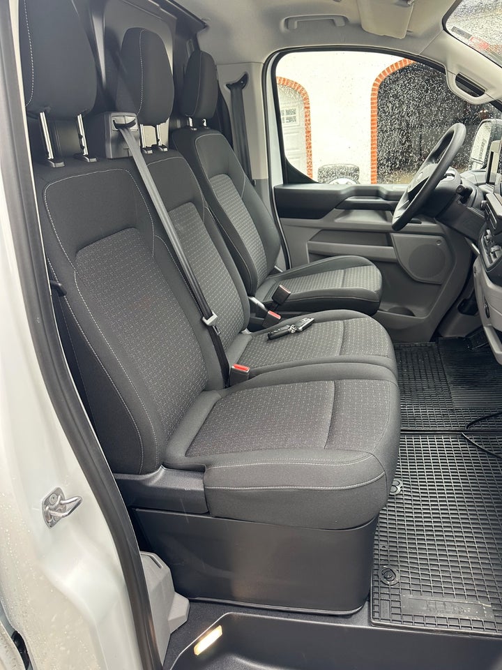 Ford E-Transit Custom 320S 64 Limited