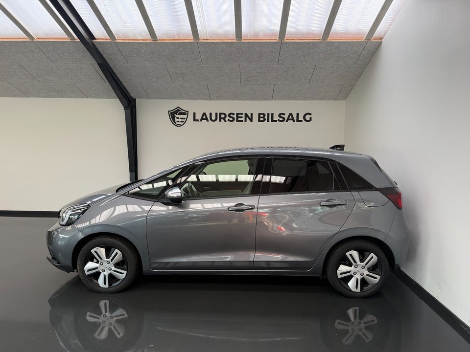 Honda Jazz 1,5 i-MMD Executive eCVT 5d