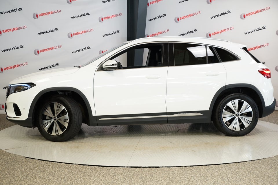 Mercedes EQA300 Progressive 4Matic 5d