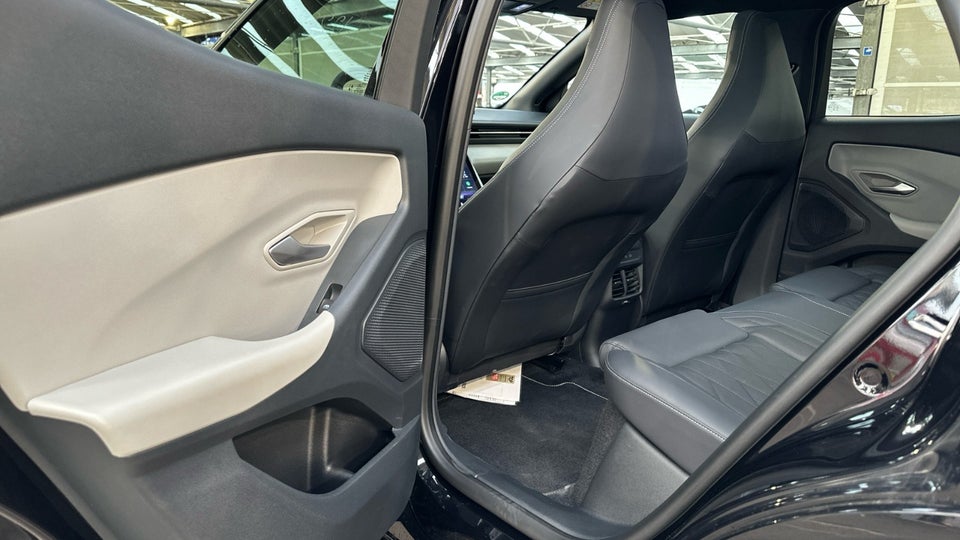 Ford Capri 77 Premium Extended Range 5d