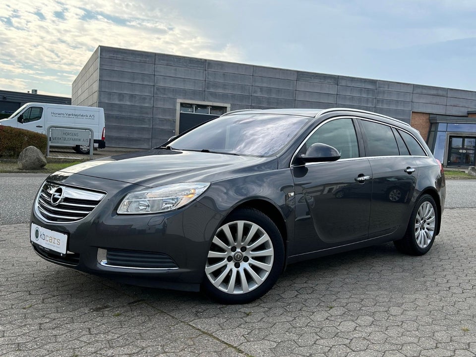 Opel Insignia 1,8 Cosmo Sports Tourer 5d