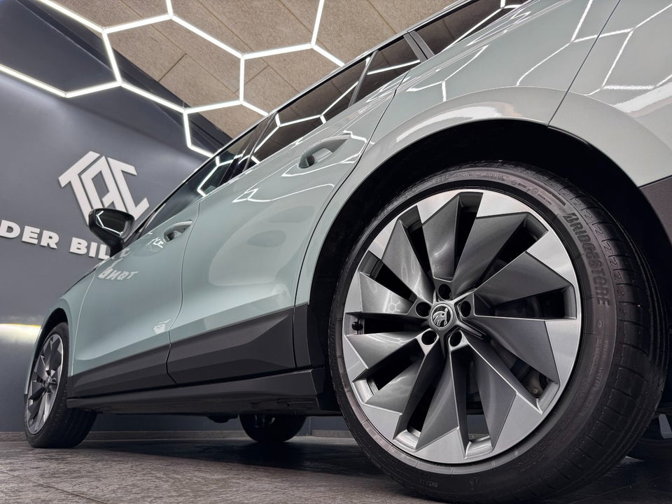 Skoda Enyaq 80 iV Lounge 5d