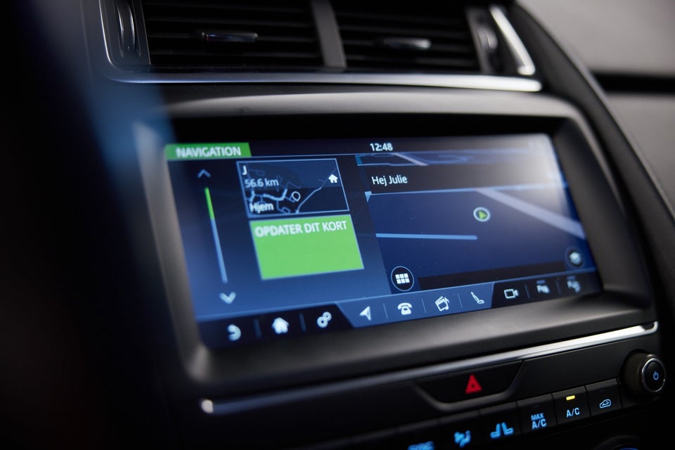 Jaguar E-Pace 2,0 D180 S aut. AWD 5d