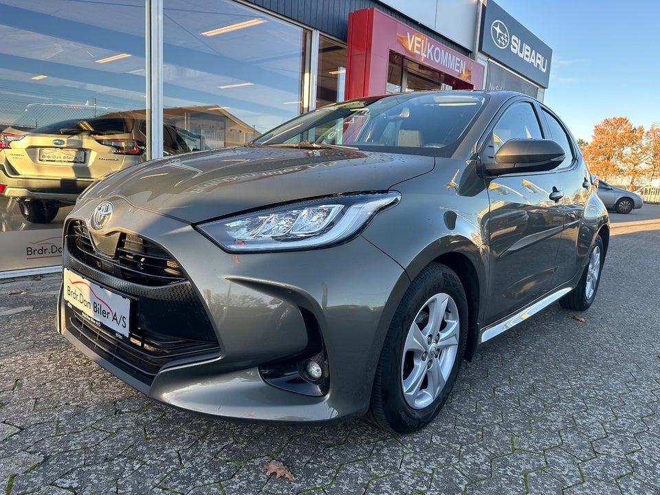 Toyota Yaris 1,5 Active Tech+ Design 5d