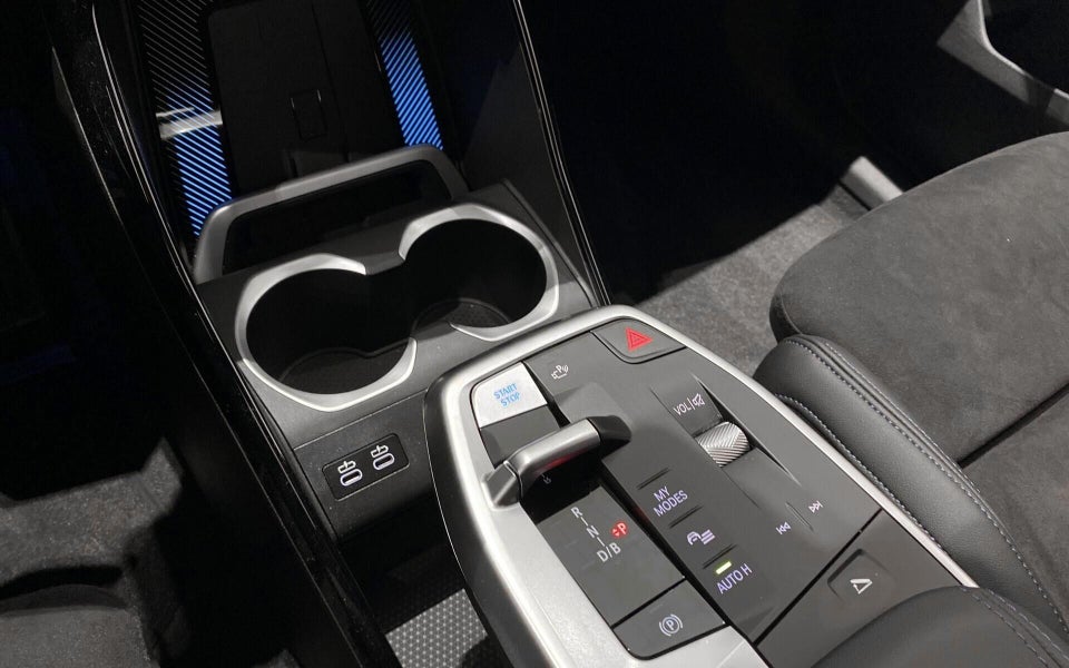 BMW iX1 eDrive20 M-Sport 5d