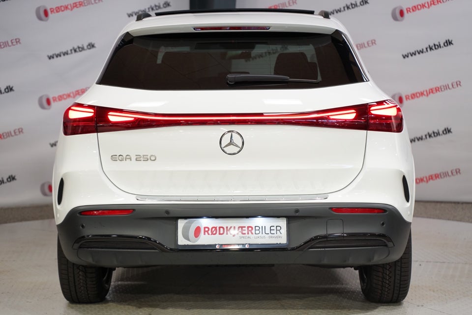 Mercedes EQA250 AMG Line 5d
