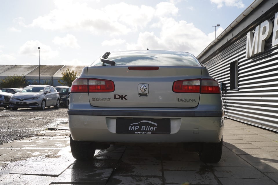 Renault Laguna II 1,8 Authentique 5d