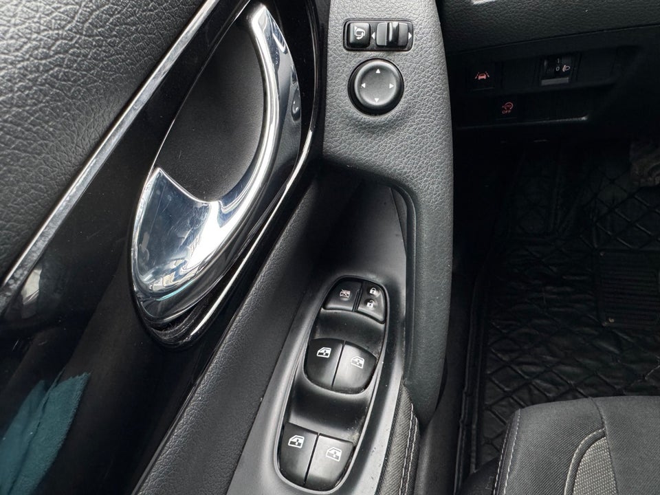 Nissan Qashqai 1,2 Dig-T 115 N-Connecta 5d