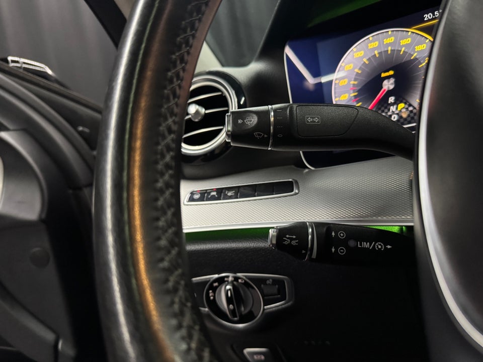 Mercedes E220 d 2,0 AMG Line aut. 4d