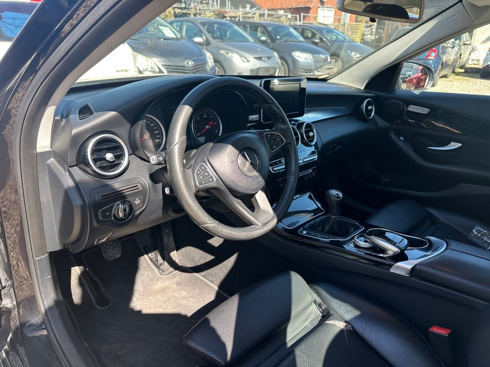 Mercedes C200 1,6 BlueTEC 4d