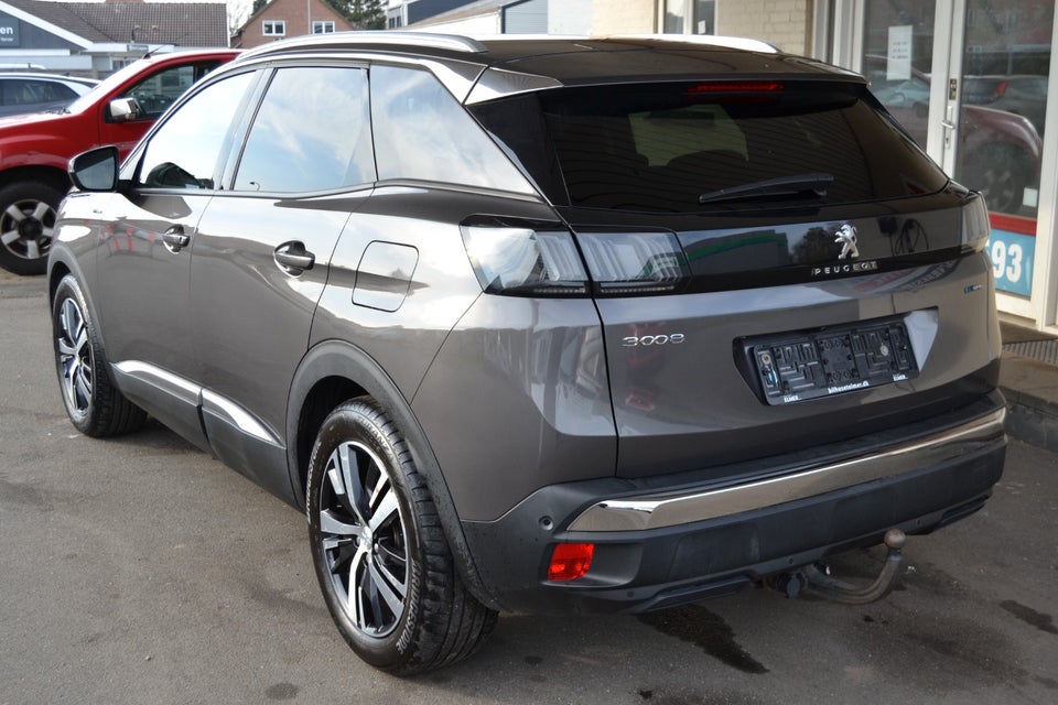 Peugeot 3008 1,6 Hybrid First Selection EAT8 5d