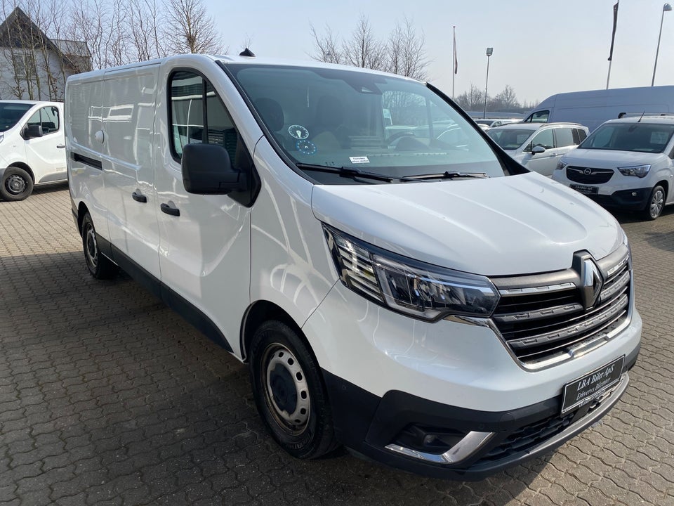 Renault Trafic 2,0 dCi 150 L2H1