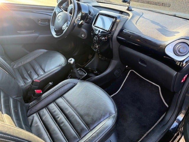 Toyota Aygo 1,0 VVT-i x-cellence 5d