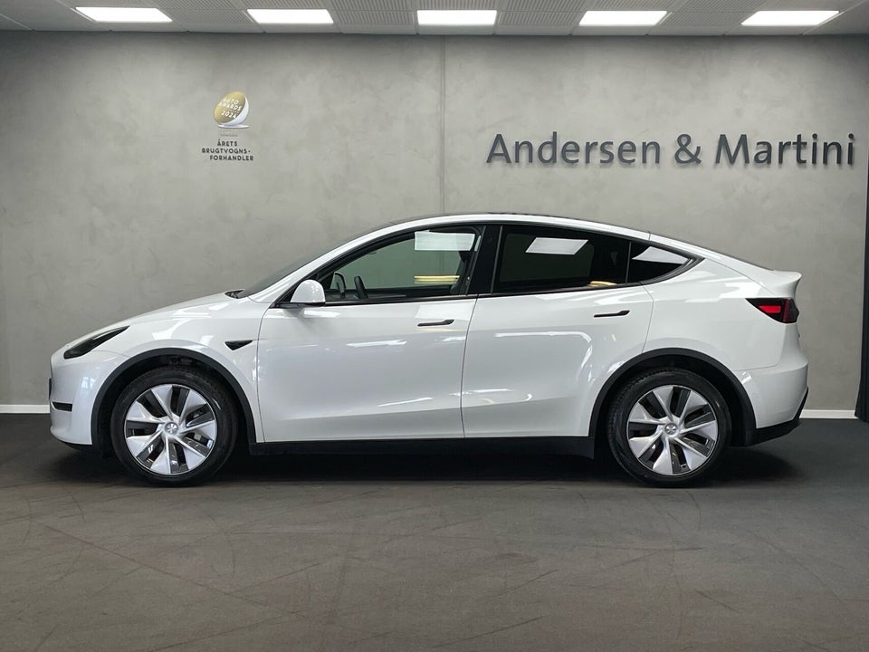 Tesla Model Y Long Range AWD 5d