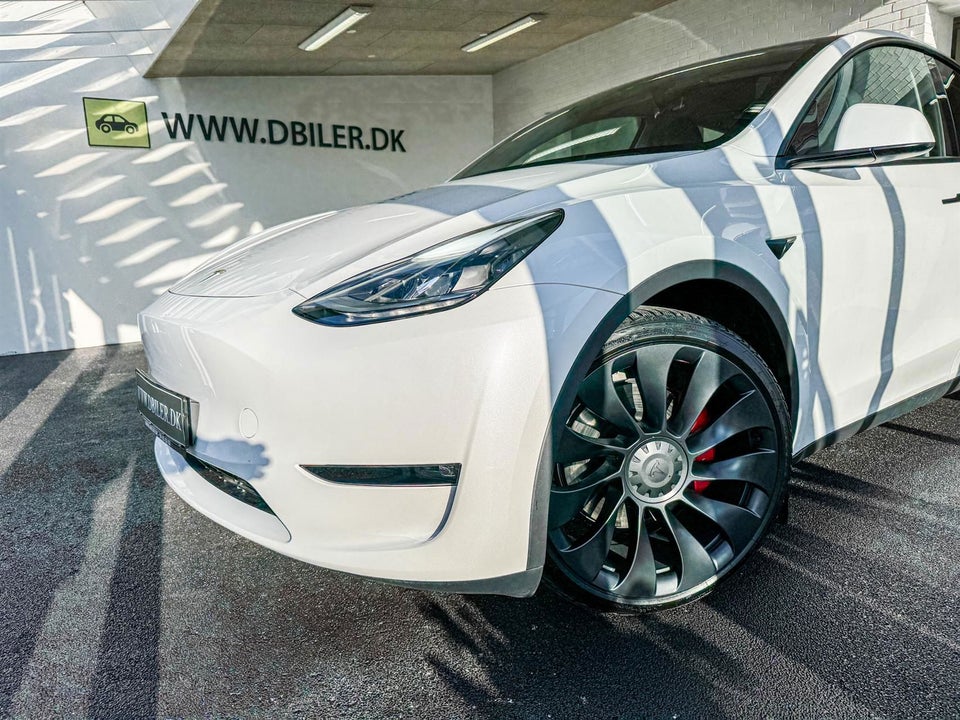 Tesla Model Y Performance AWD 5d