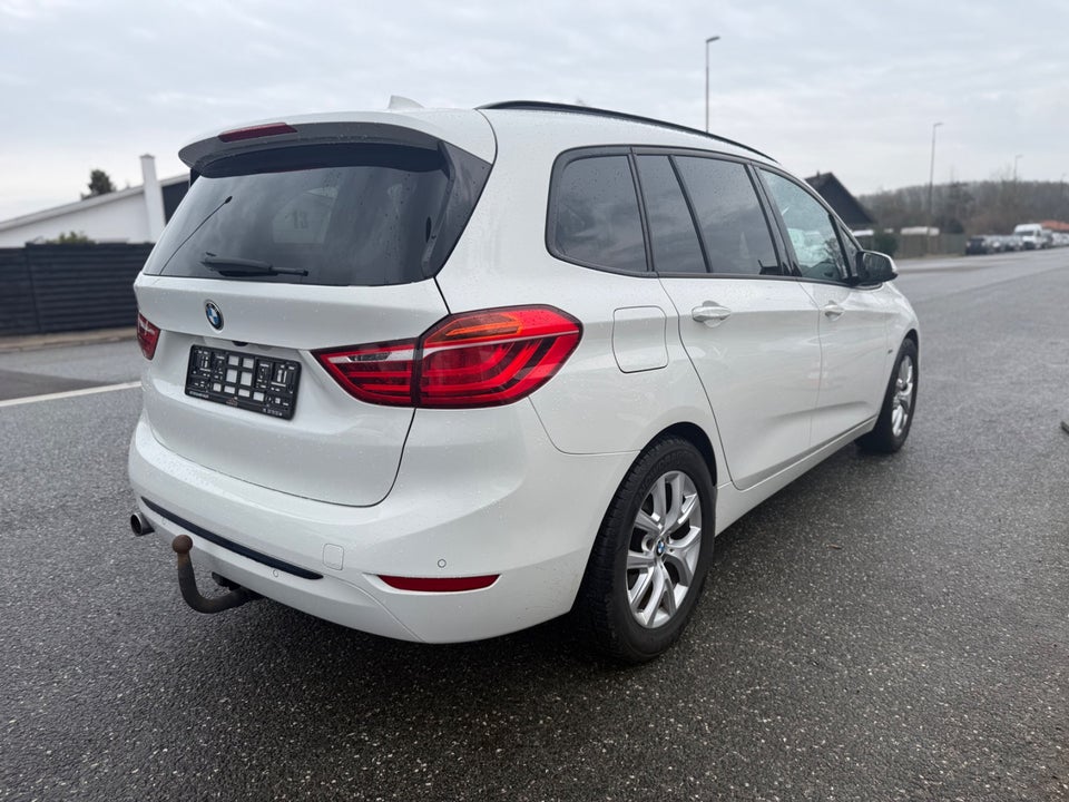 BMW 218d 2,0 Active Tourer Sport Line aut. 5d