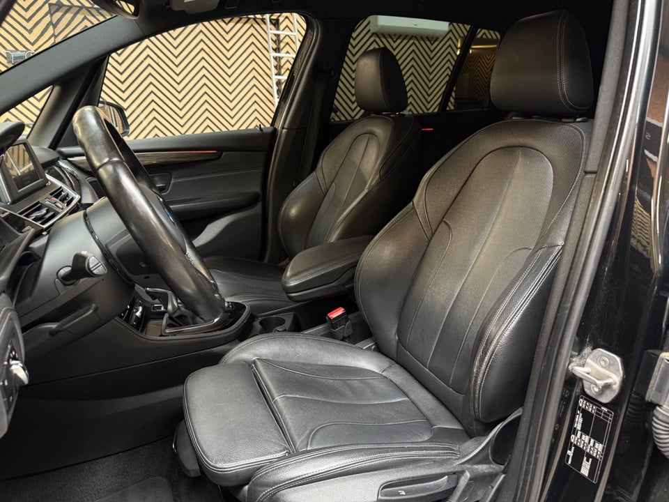 BMW 218d 2,0 Gran Tourer Luxury Line aut. 7prs 5d