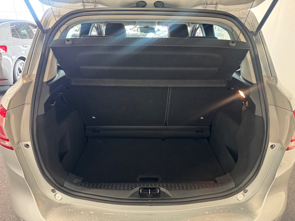 Ford B-MAX 1,0 SCTi 100 Titanium 5d