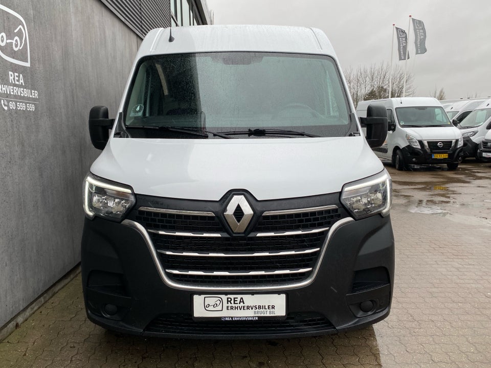 Renault Master III T33 2,3 dCi 145 L2H2 Kassevogn