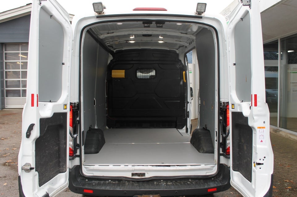 Ford Transit 350 L2 Van 2,0 TDCi 130 Trend H2 RWD