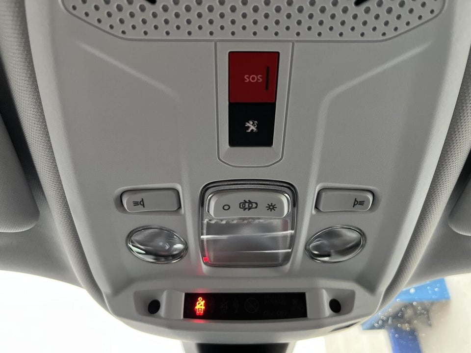 Peugeot 2008 1,2 PureTech 130 Allure Pack EAT8 5d