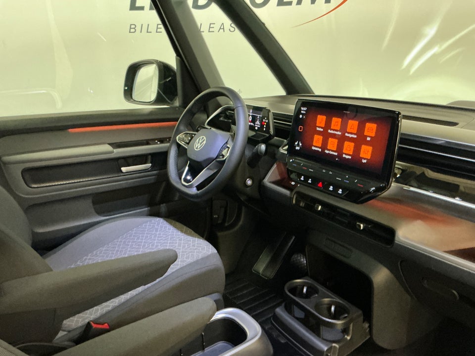 VW ID.Buzz 77 Pro SWB 5d