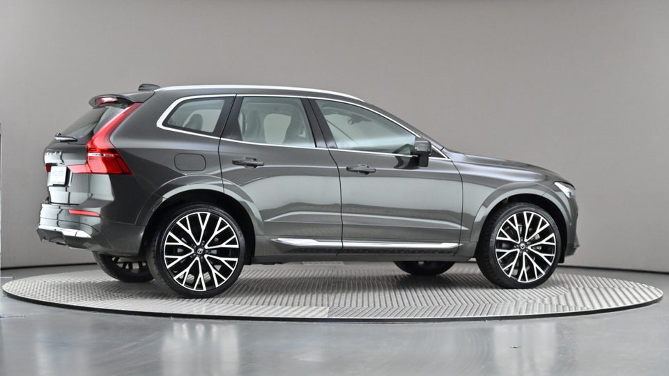 Volvo XC60 2,0 T8 ReCharge Inscription aut. AWD 5d