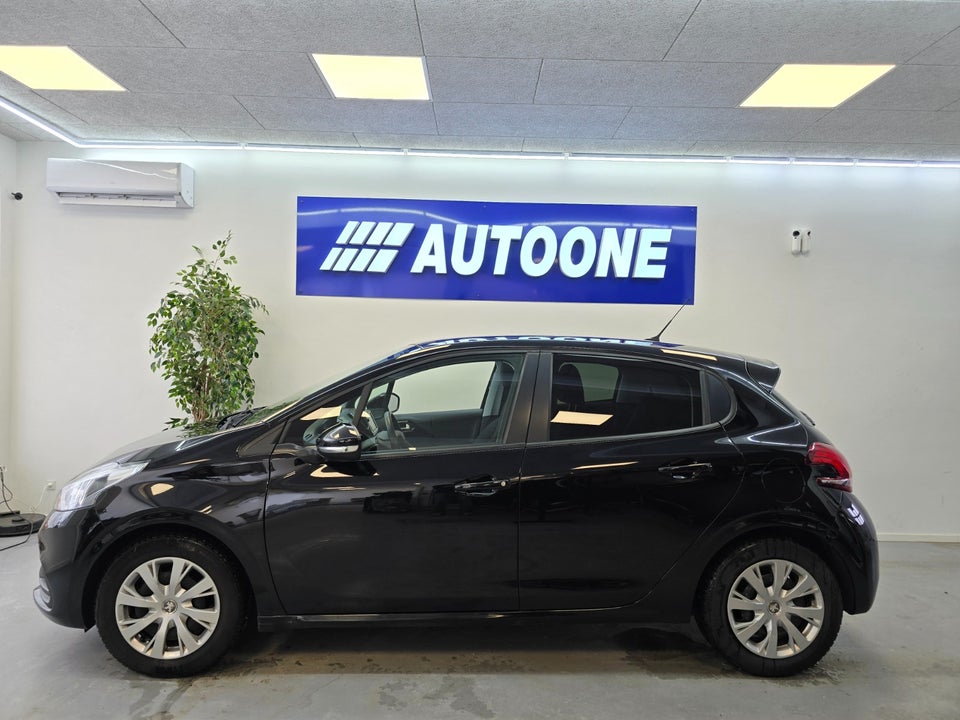 Peugeot 208 1,2 PureTech 82 Emotion+ 5d