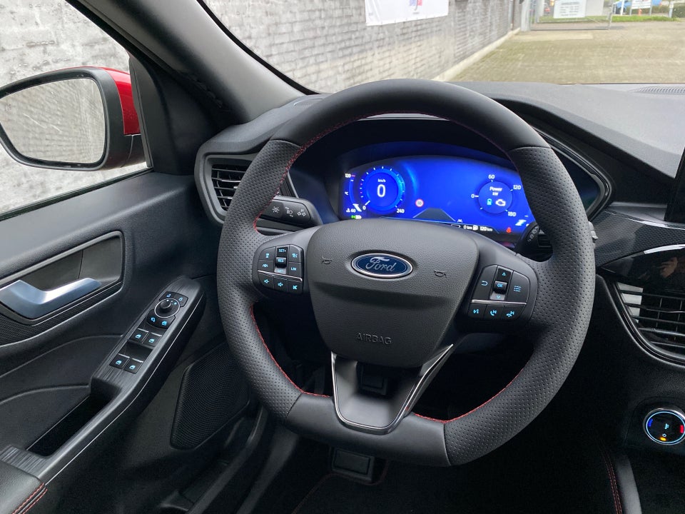 Ford Kuga 2,5 PHEV ST-Line X CVT 5d