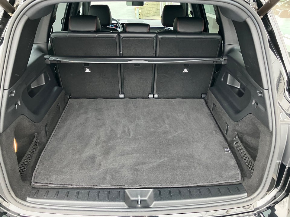 Mercedes EQB250 AMG Line 5d