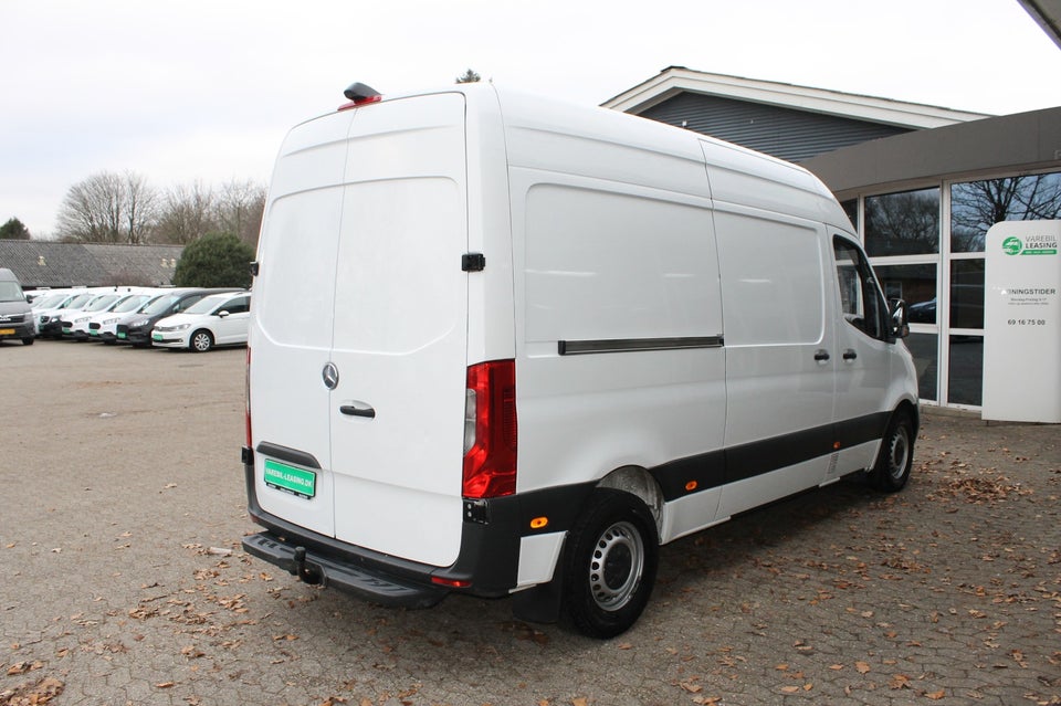 Mercedes Sprinter 214 2,2 CDi A2 Kassevogn aut. FWD