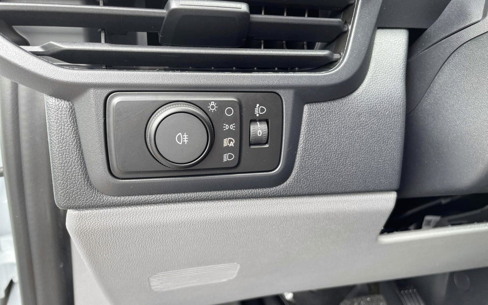 Ford E-Transit Custom 320L 64 Trend