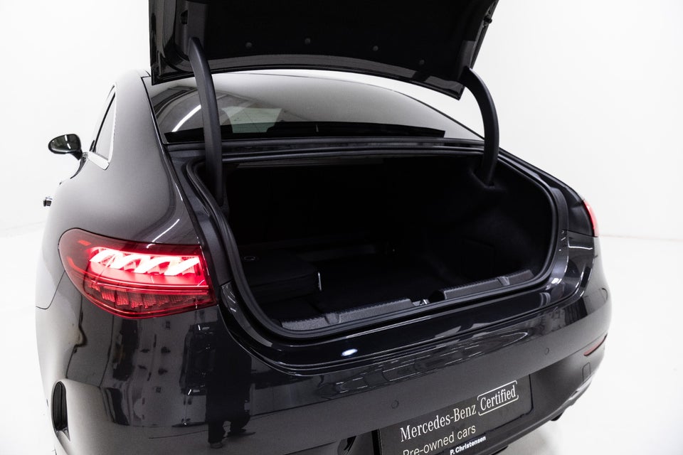 Mercedes EQE350 AMG Line 4d