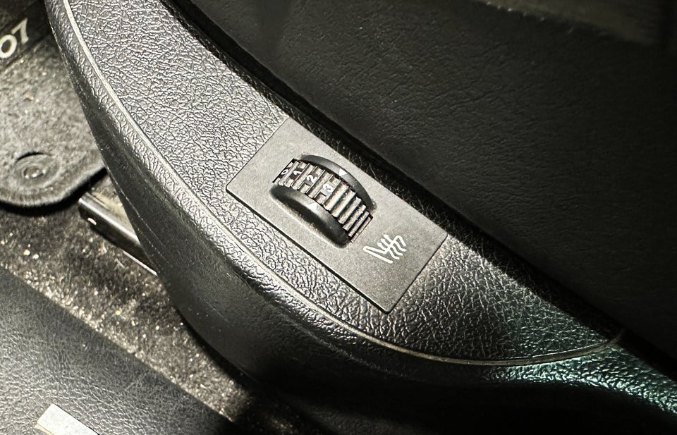 Peugeot 207 1,6 HDi 110 Premium SW 5d