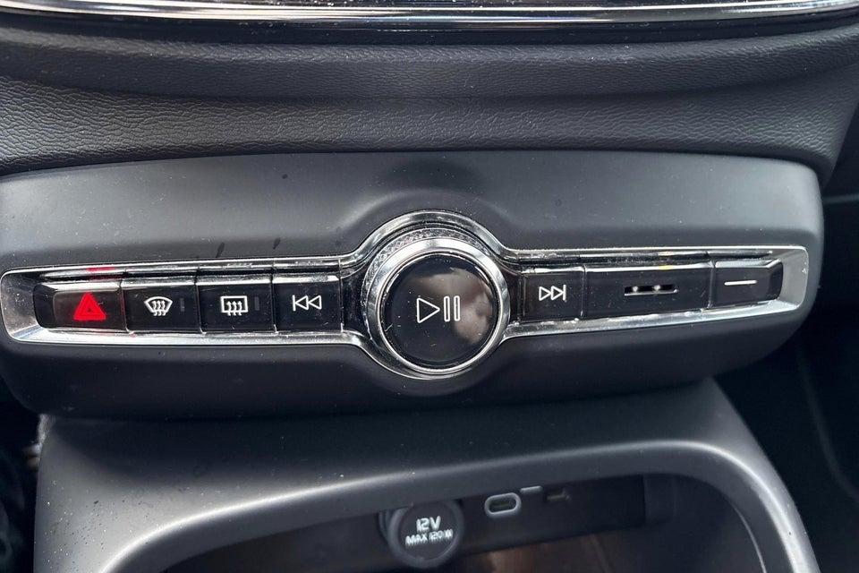 Volvo XC40 P6 ReCharge Core 5d