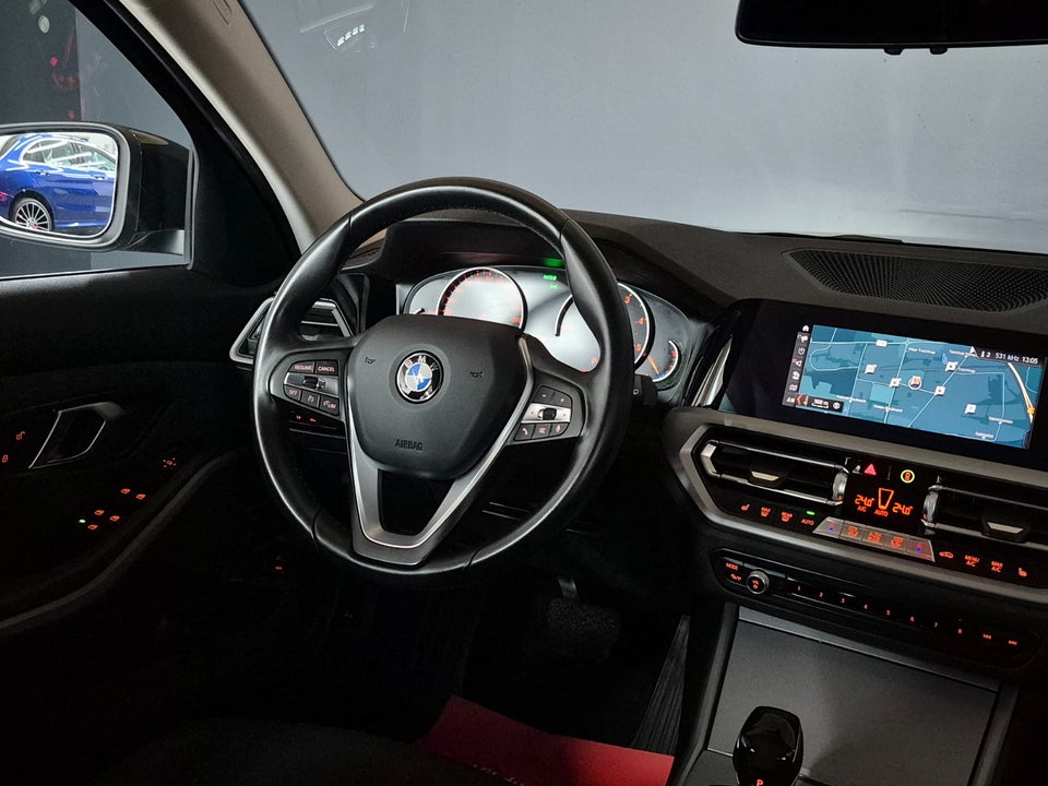 BMW 320d 2,0 Touring Connected aut. 5d