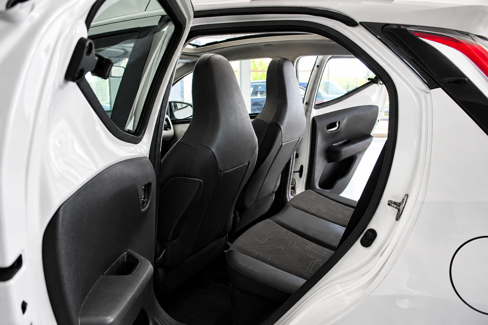 Toyota Aygo 1,0 VVT-i x-wave Sky 5d