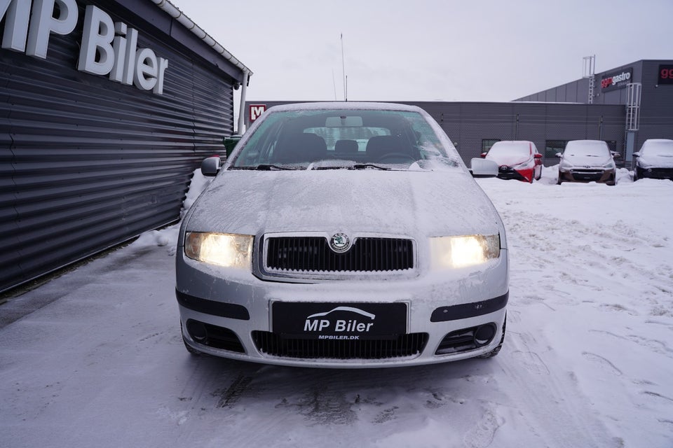 Skoda Fabia 1,4 16V 75 Elegance 5d