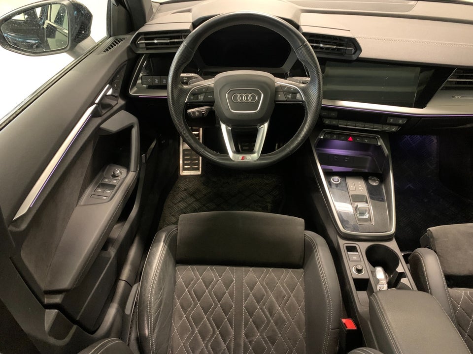 Audi A3 40 TFSi e S-line Sportback S-tr. 5d