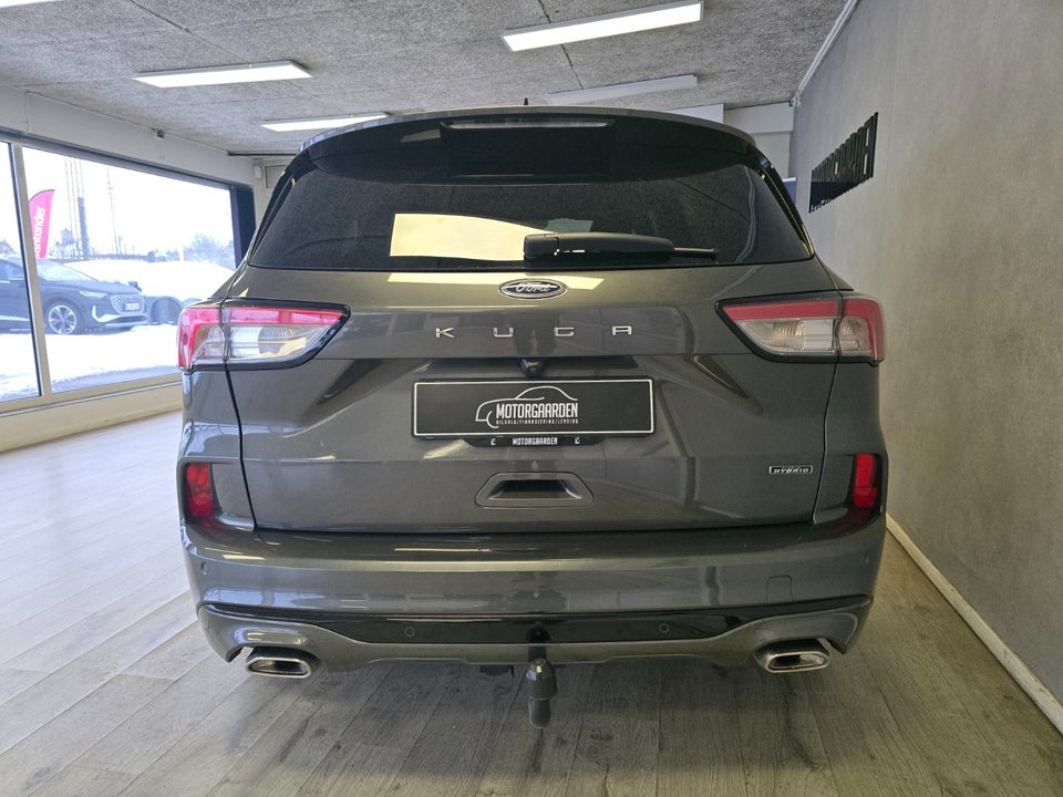 Ford Kuga 2,5 PHEV ST-Line X CVT 5d