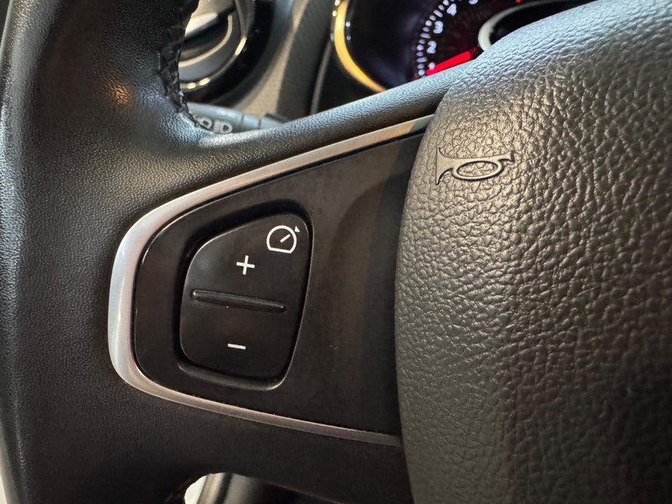 Renault Clio IV 0,9 TCe 90 Zen Sport Tourer 5d