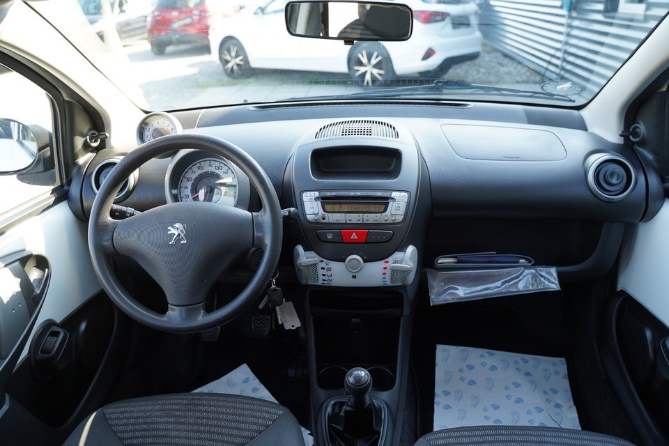 Peugeot 107 1,0 Active 5d