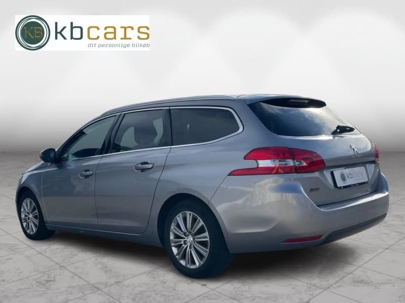 Peugeot 308 1,2 PureTech 130 Selection Sky SW 5d