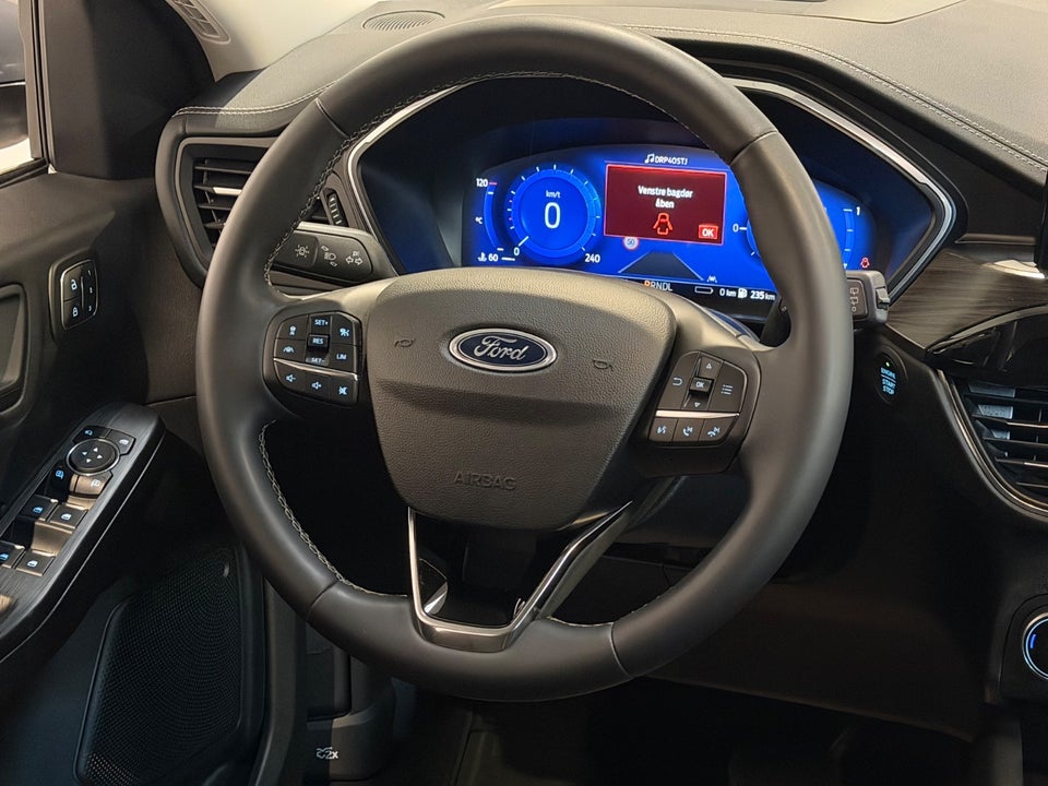 Ford Kuga 2,5 PHEV Vignale CVT 5d